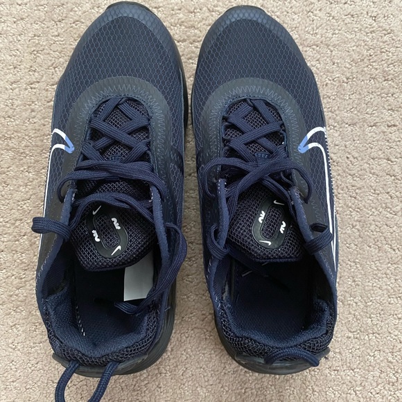 Boys Nike Air Max NWOB size 3Y - Picture 4 of 6